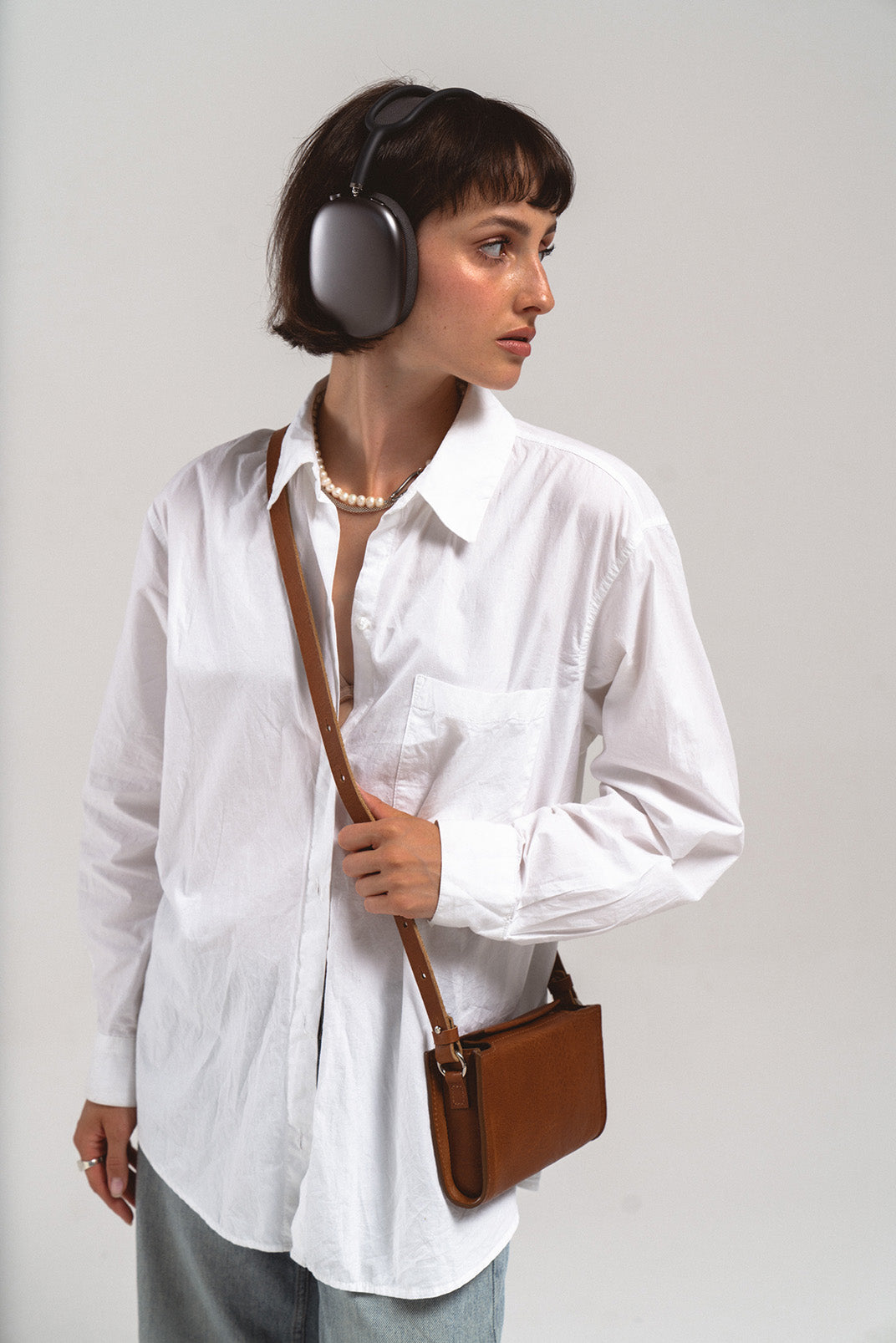 Leather Case for AirPods Max - The Minimalist 3.0 (Brown)-3